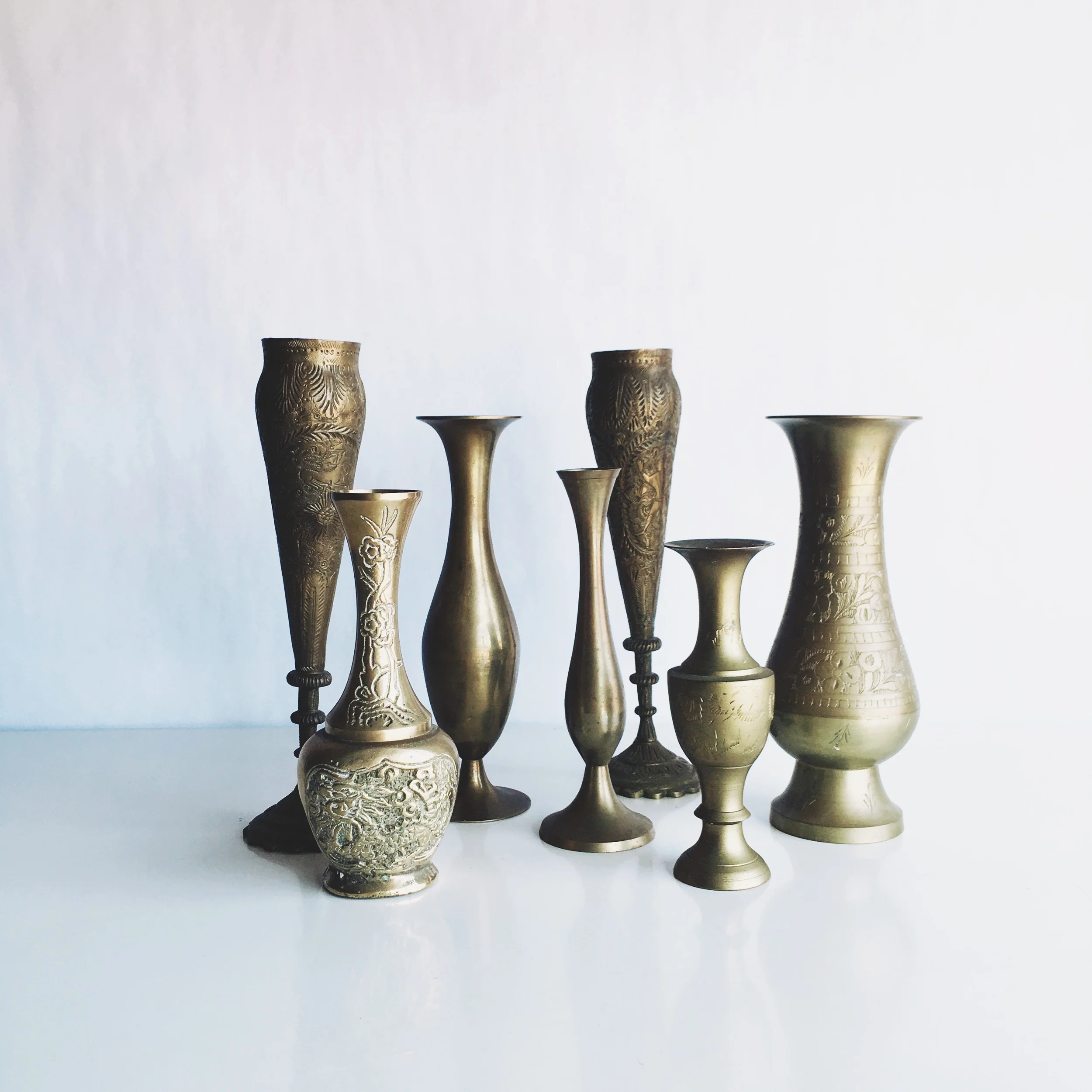 EDA VASE エダベース EDA VASE ｜ 枝ものを美しく飾る、コンパクトな花器
